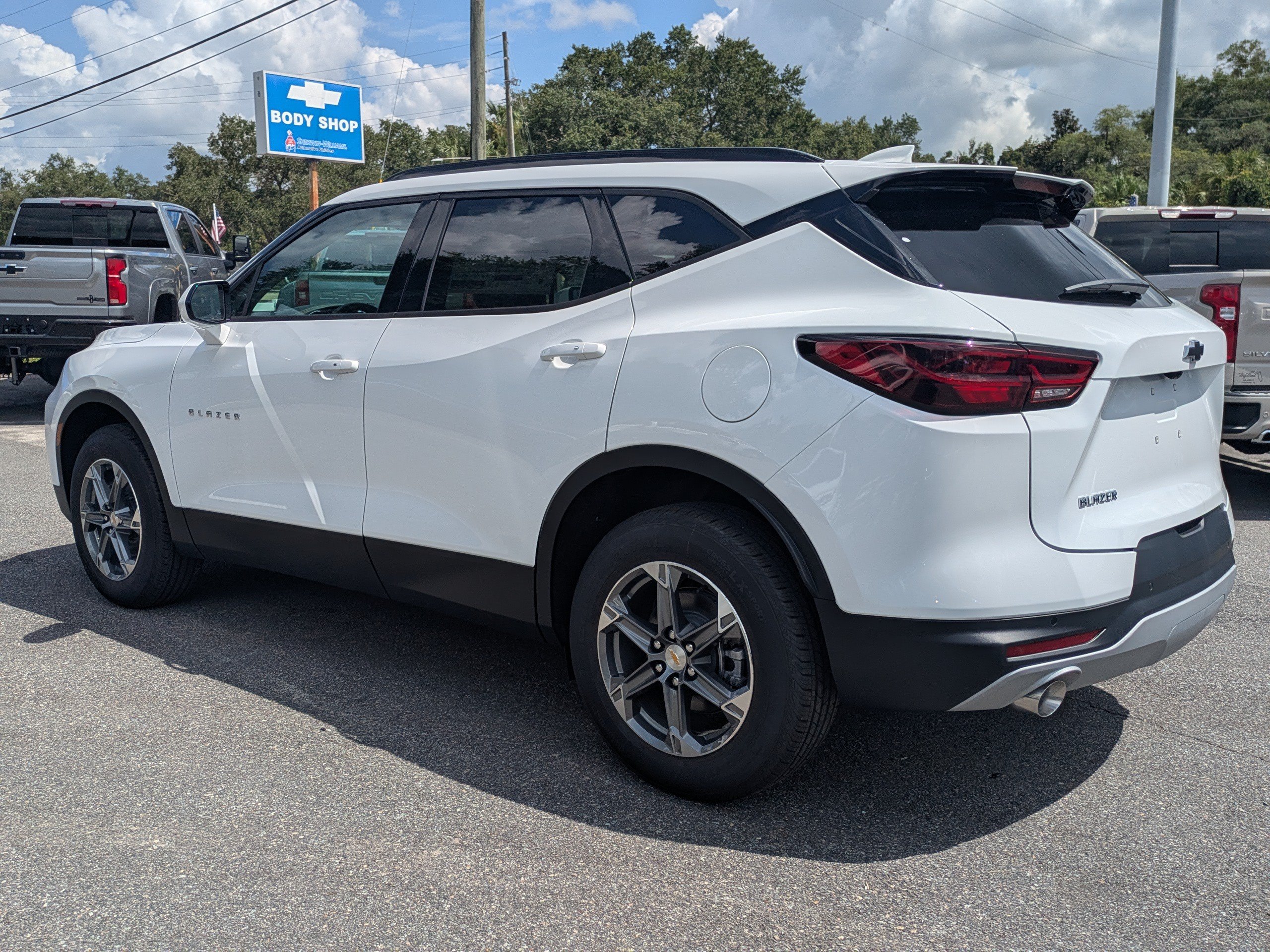 New 2026 Chevrolet Blazer LT w/ Convenience Package FWD image 6