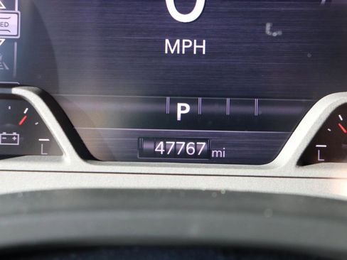 Used 2025 RAM 1500 Laramie image 29