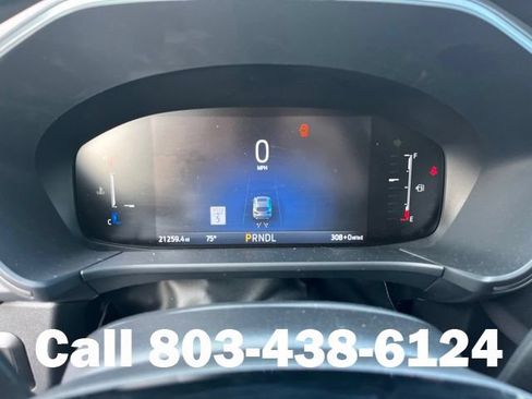 Used 2025 Ford Escape SE FWD image 19