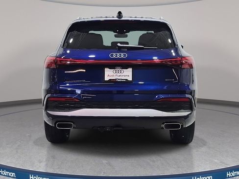 Used 2025 Audi Q5 Premium w/ Convenience Package AWD/4WD image 7