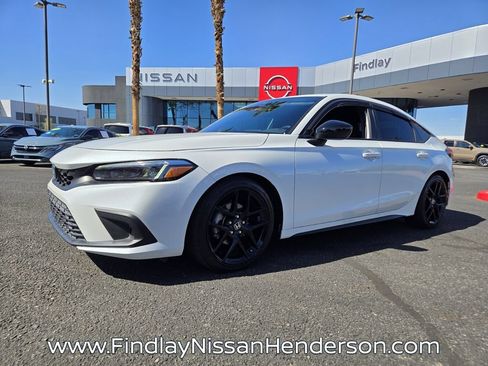 Used 2023 Honda Civic Sport image 2