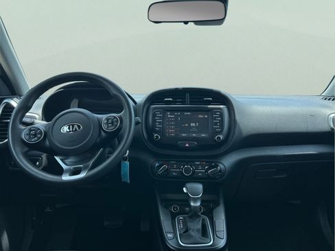 Used 2021 Kia Soul S FWD image 13