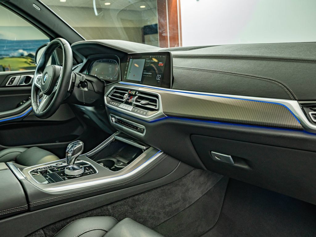 Used 2023 BMW X5 xDrive40i w/ Executive Package AWD/4WD image 37