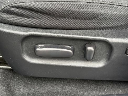 Used 2021 Toyota Tacoma TRD Sport image 19