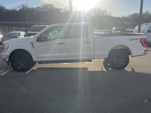 Used 2023 Ford F150 XLT w/ Trailer Tow Package image 4