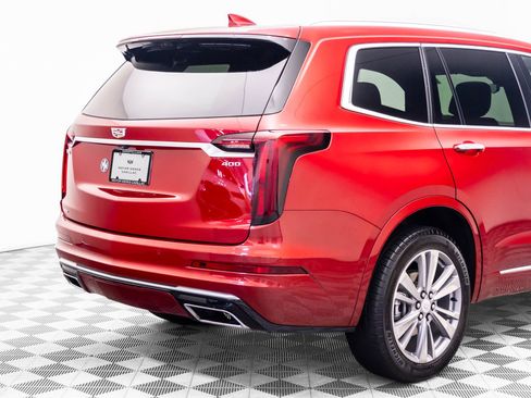Used 2025 Cadillac XT6 Premium Luxury w/ Platinum Package AWD/4WD image 33