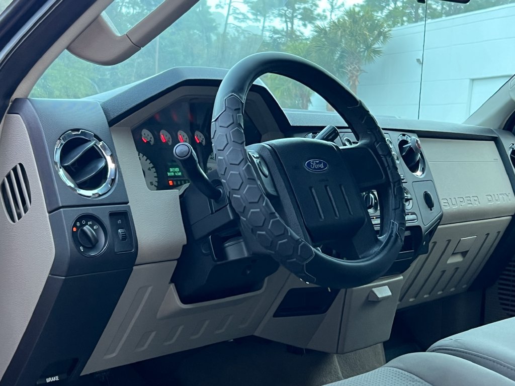 Used 2009 Ford F350 XLT AWD/4WD image 9