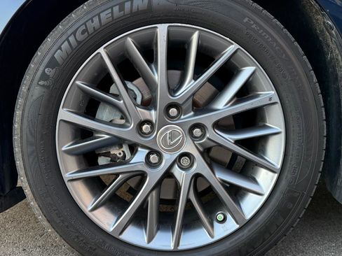 Used 2018 Lexus ES 350 w/ Navigation System Package image 25