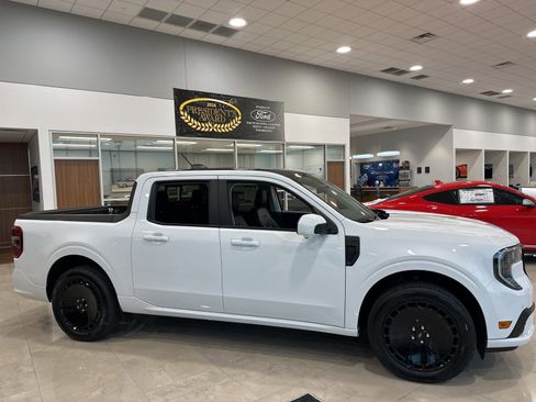 New 2025 Ford Maverick Lobo image 49