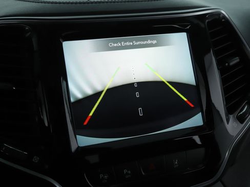 Used 2021 Jeep Cherokee Limited w/ Elite Package image 14