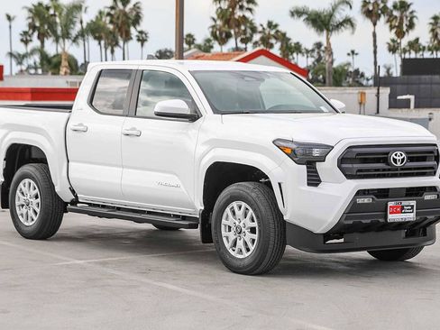 New 2026 Toyota Tacoma SR5 image 4