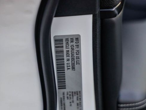 New 2025 Jeep Grand Cherokee Laredo X w/ Luxury Tech Group I image 29