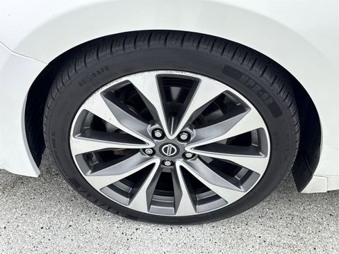 Used 2021 Nissan Maxima Platinum w/ Sport Mat Group image 50