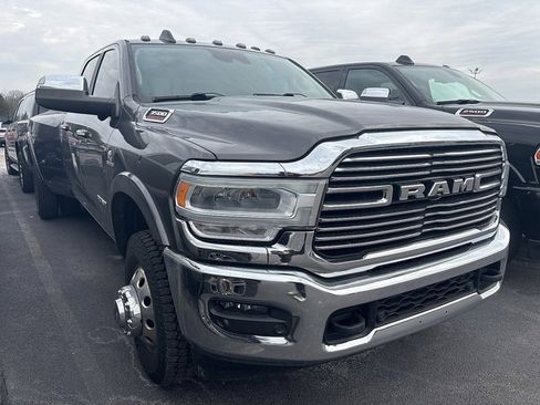 Used 2019 RAM 3500 Laramie image 3