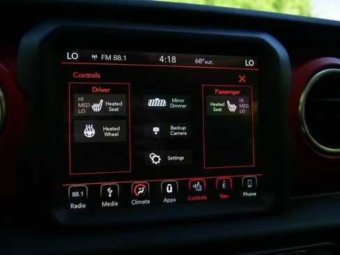 Used 2019 Jeep Wrangler Unlimited Rubicon AWD/4WD image 14