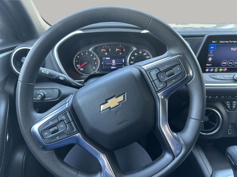 Used 2022 Chevrolet Blazer LT image 15