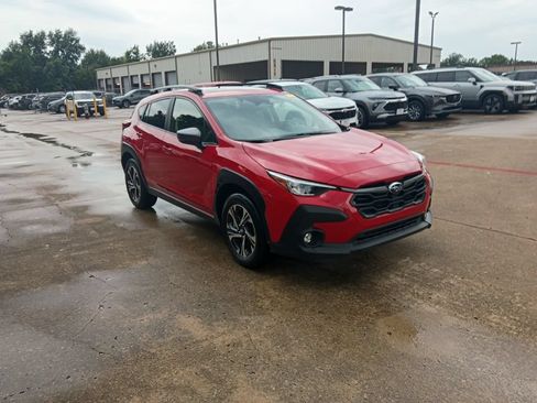 Used 2025 Subaru Crosstrek 2.5i Premium AWD/4WD image 6