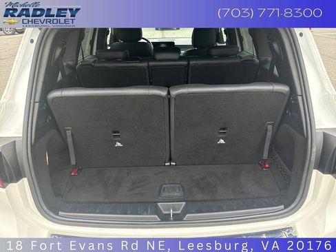 Used 2022 Mercedes-Benz GLB 250 4MATIC image 11
