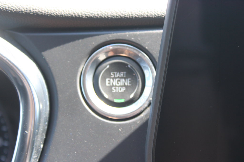 Used 2025 Chevrolet Blazer LT FWD image 39
