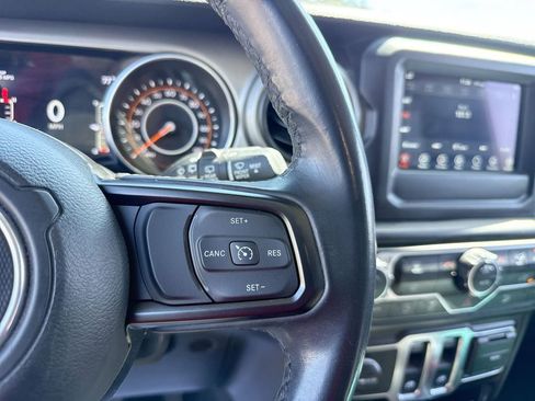 Used 2020 Jeep Wrangler Sport image 13