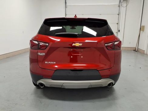 Used 2022 Chevrolet Blazer LT FWD image 4