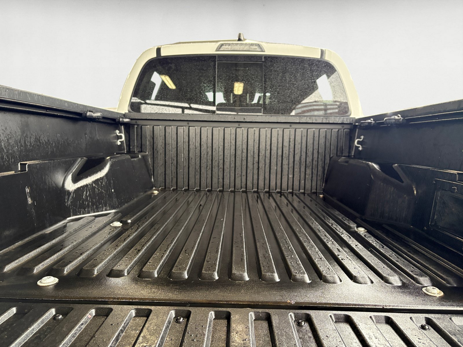Used 2023 Toyota Tacoma SR5 RWD image 19