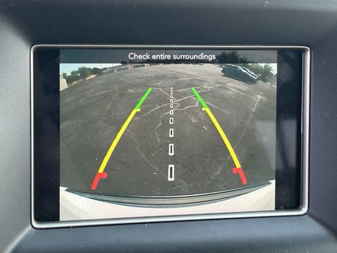 Used 2019 Jeep Grand Cherokee Laredo AWD/4WD image 16