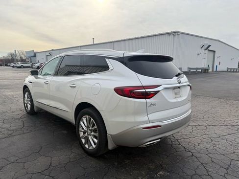 Used 2019 Buick Enclave Premium w/ Experience Buick Package image 4