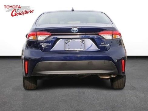 Used 2024 Toyota Corolla LE image 7