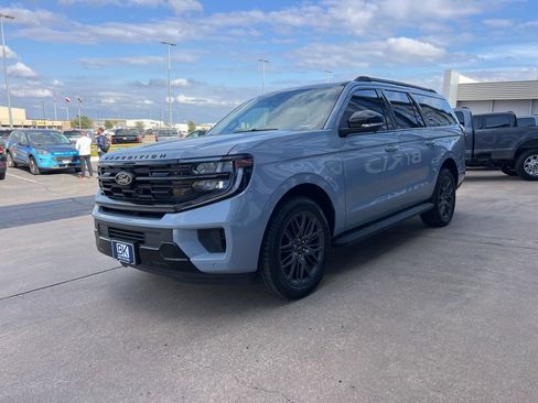 New 2026 Ford Expedition Max Platinum w/ Stealth Appearance Package image 3