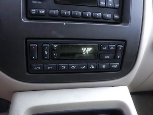 Used 2004 Ford Expedition Eddie Bauer image 10