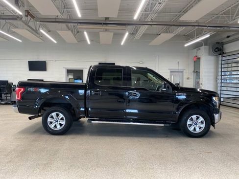 Used 2017 Ford F150 Lariat AWD/4WD image 4