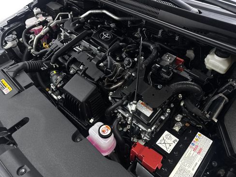 Used 2025 Toyota Corolla SE FWD image 73