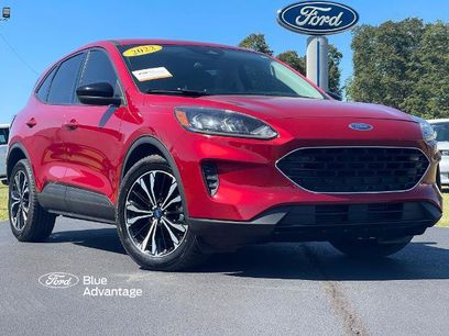 Certified 2022 Ford Escape SE w/ SE Sport Appearance Package