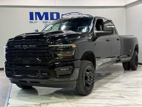 Used 2025 RAM 3500 Laramie w/ Night Edition AWD/4WD image 2