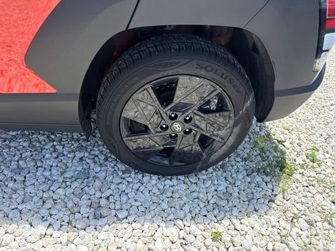 Used 2026 Hyundai Kona SEL Sport FWD image 11