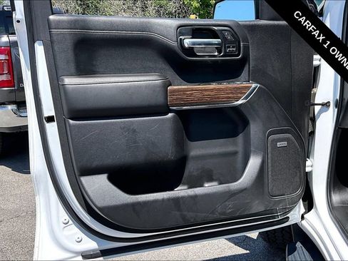 Used 2019 Chevrolet Silverado 1500 High Country w/ Z71 Off-Road Package AWD/4WD image 20