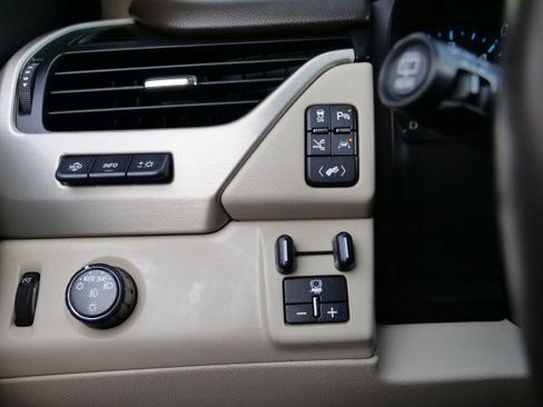 Used 2020 GMC Yukon Denali w/ Denali Ultimate Package image 20