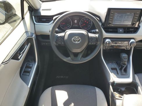 Used 2020 Toyota RAV4 XLE w/ Convenience Package image 16