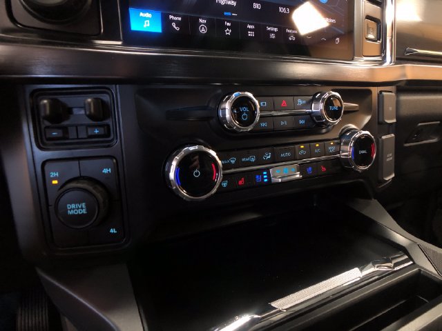 New 2027 Ford F350 Lariat w/ Lariat Ultimate Package AWD/4WD image 17