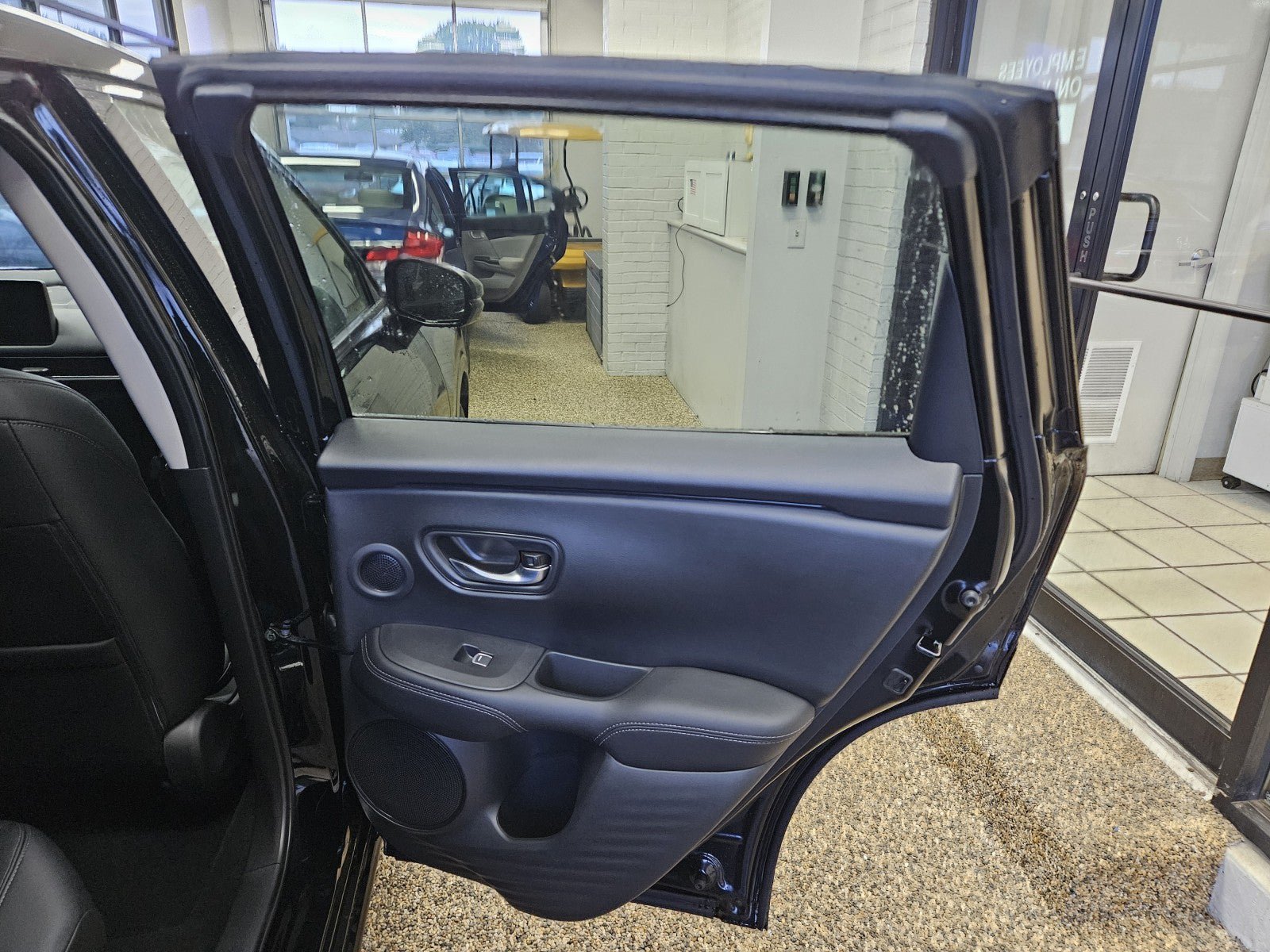 New 2027 Honda HR-V EX-L image 14