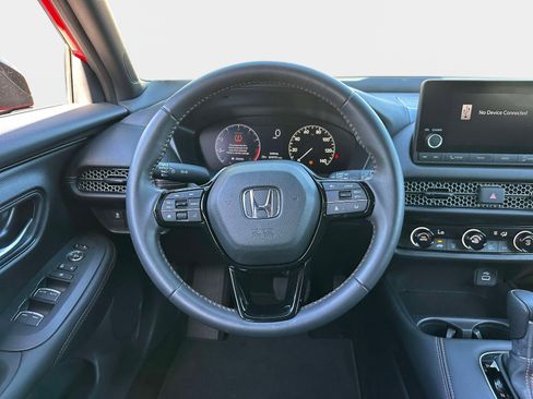 Used 2024 Honda HR-V Sport image 11