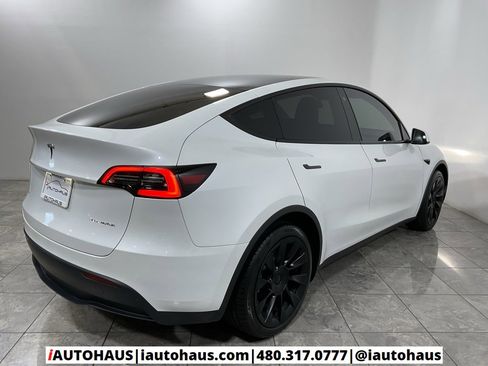 Used 2023 Tesla Model Y Long Range image 6