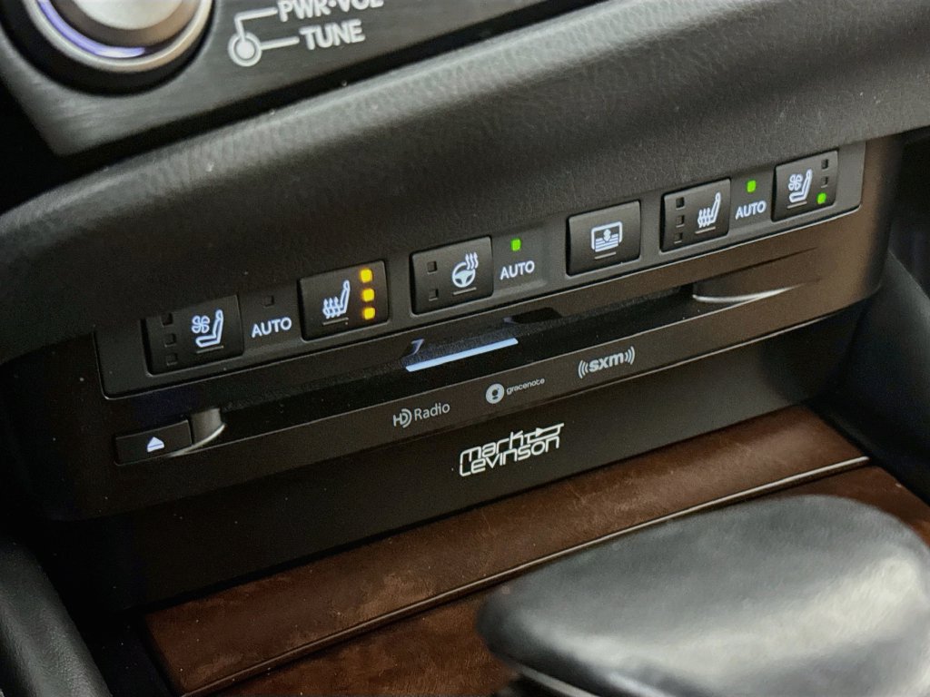 Used 2022 Lexus ES 350 Ultra Luxury FWD image 24