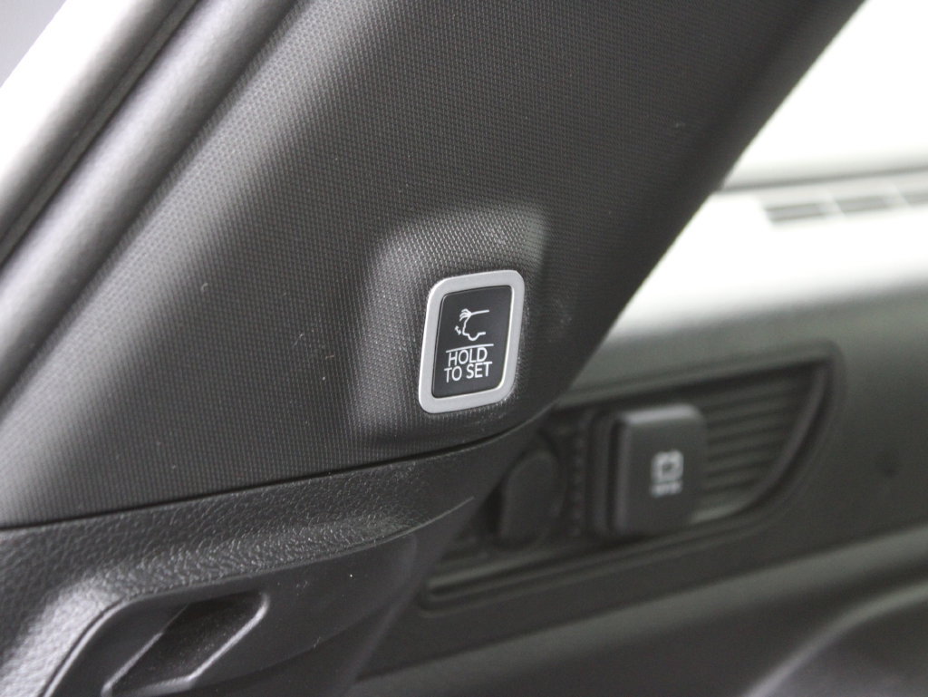 Used 2026 Jeep Grand Cherokee Limited AWD/4WD image 48