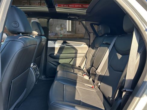 Used 2024 Cadillac XT5 Premium Luxury image 14