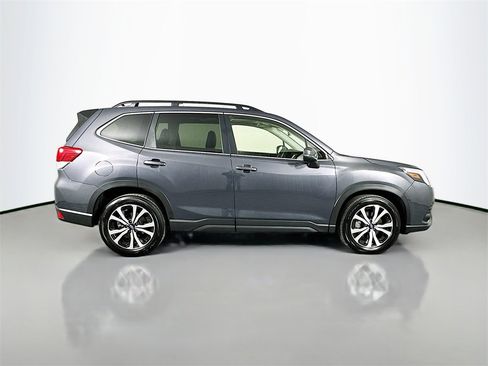 Used 2024 Subaru Forester Limited image 8