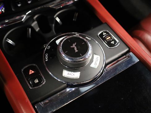 Used 2017 Rolls-Royce Ghost image 33