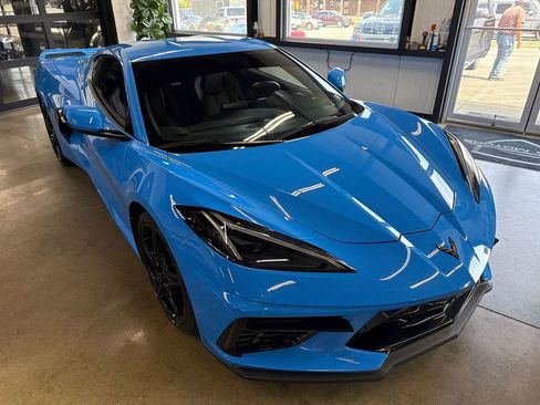 Used 2023 Chevrolet Corvette Stingray Coupe w/ Z51 Performance Package image 12