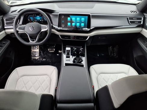 New 2026 Volkswagen Atlas Cross Sport SEL Premium R-Line image 7